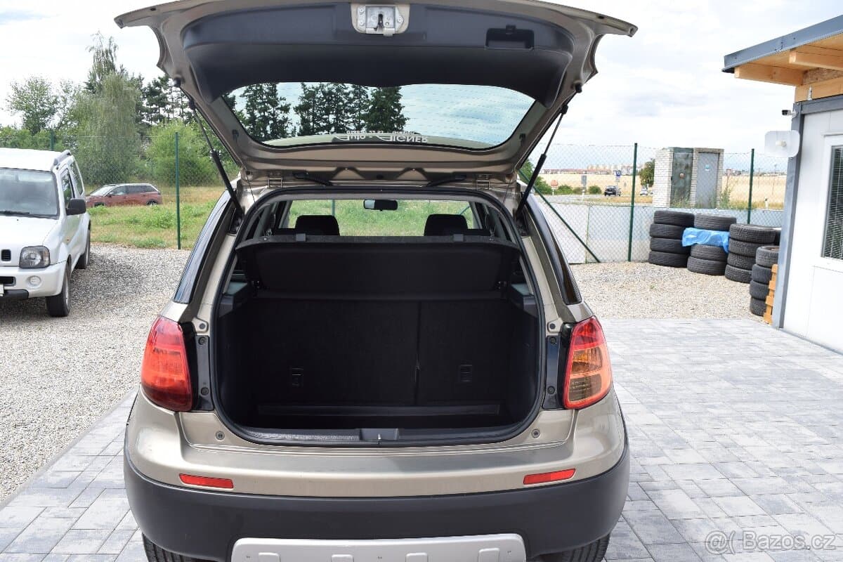 2009 Fiat SEDICI - 11