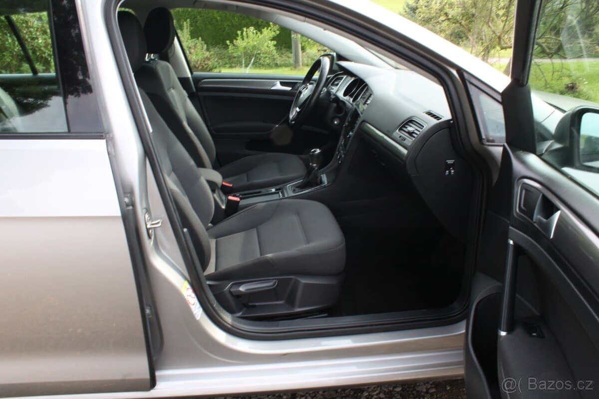 2013 Volkswagen GOLF - 11