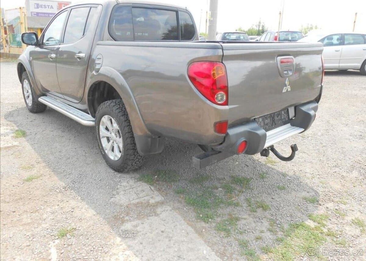 2014 Mitsubishi L200 - 11