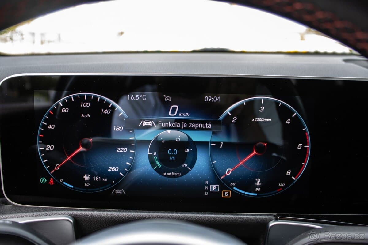 2020 Mercedes-Benz OSTATNÍ - 11