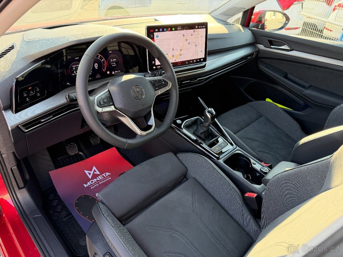 2025 Volkswagen GOLF - 11