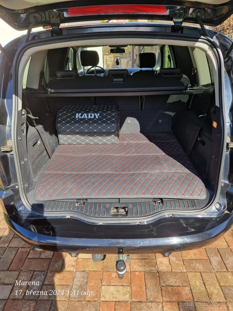 2012 Ford S-MAX - 11
