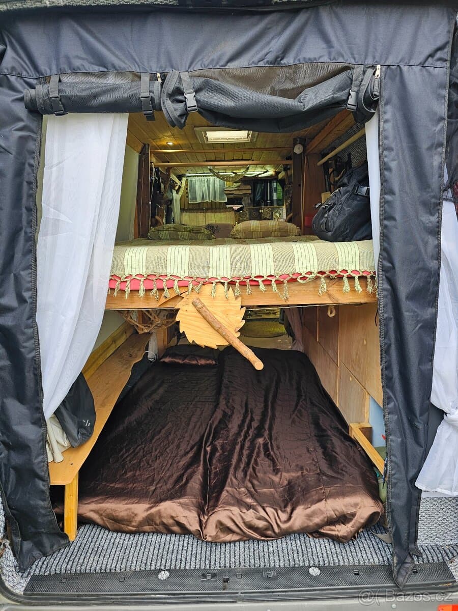 2005 Mercedes-Benz SPRINTER - 11
