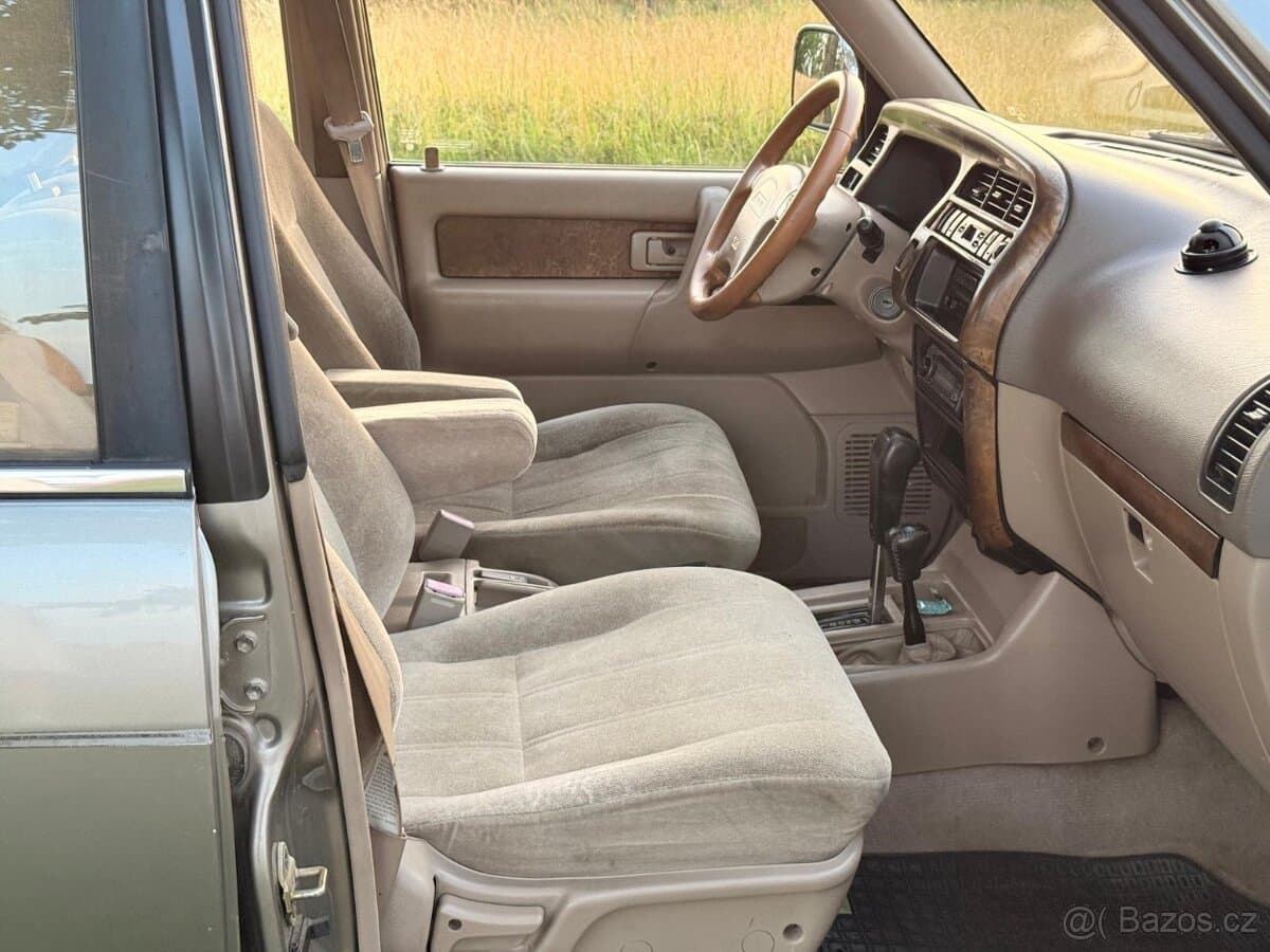 2001 Isuzu TROOPER - 11