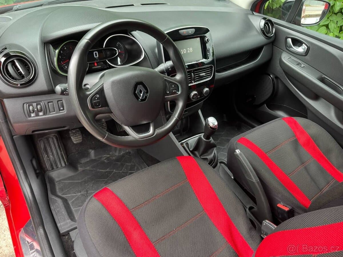 2019 Renault CLIO - 11