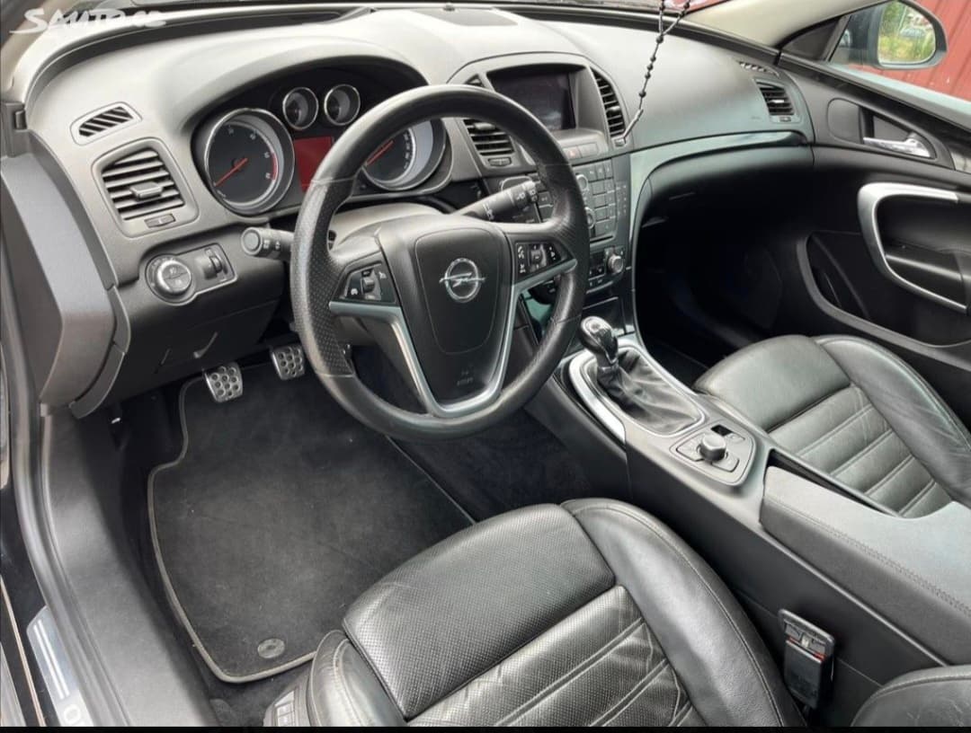 2010 Opel INSIGNIA - 11