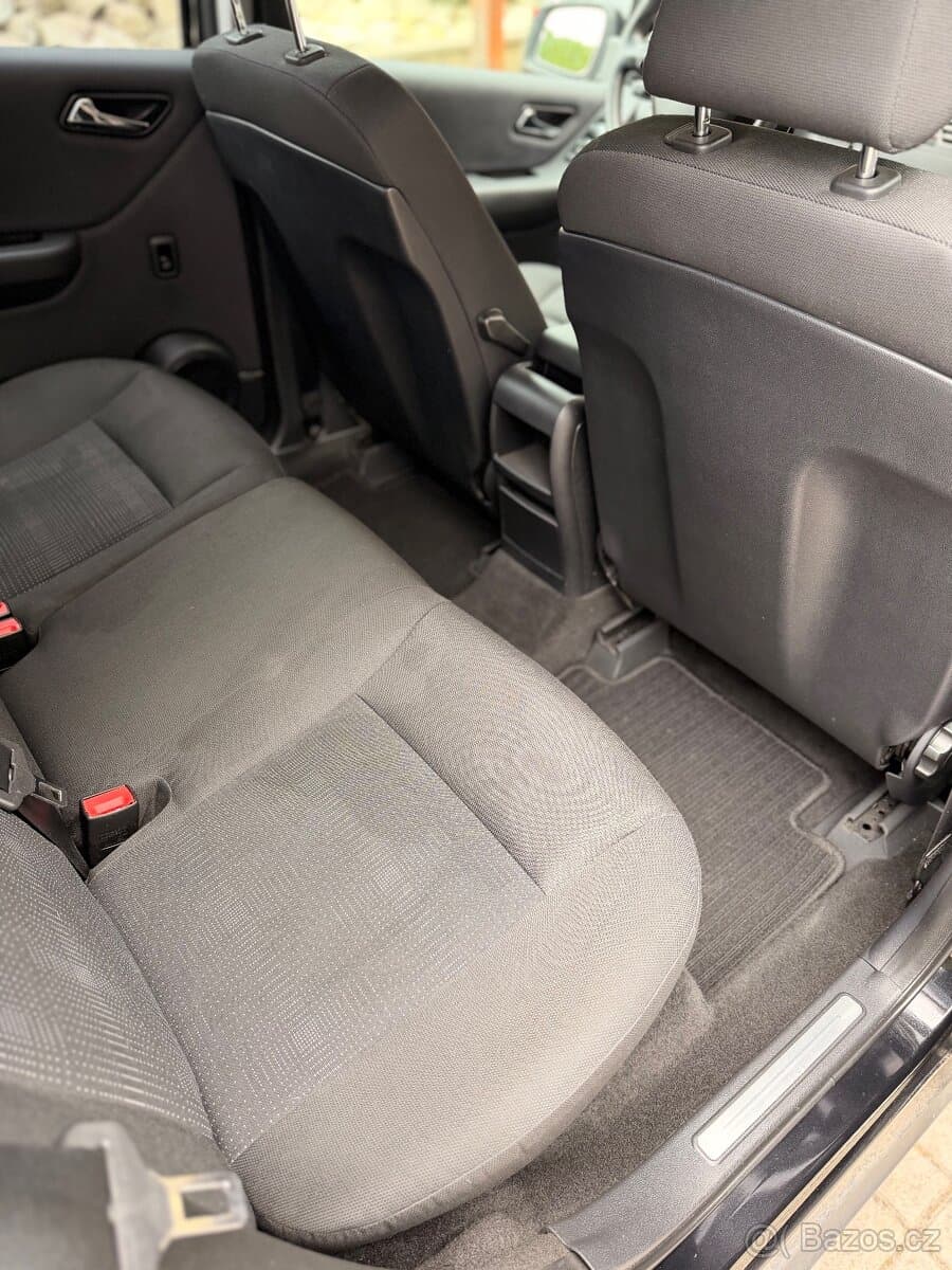 2011 Mercedes-Benz CL-CLASS - 11