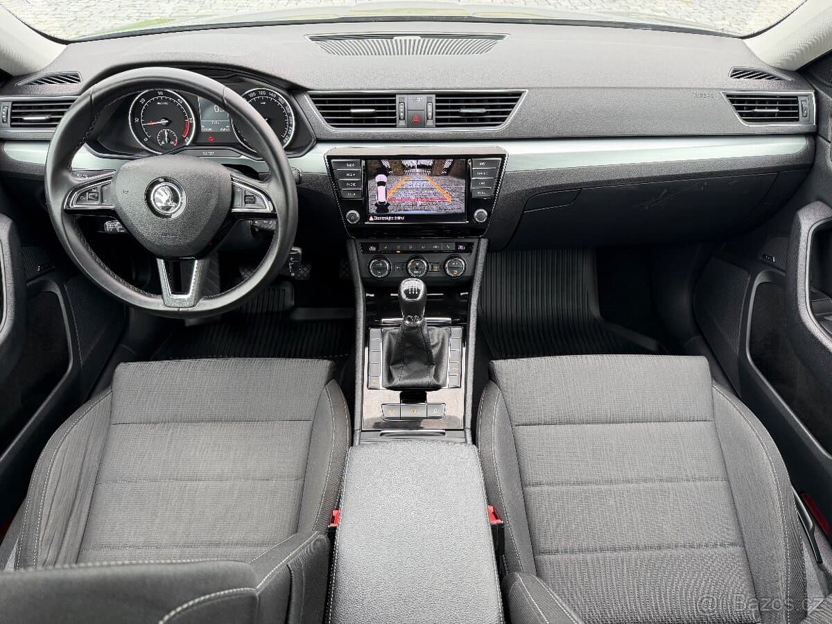 2016 Škoda SUPERB - 11