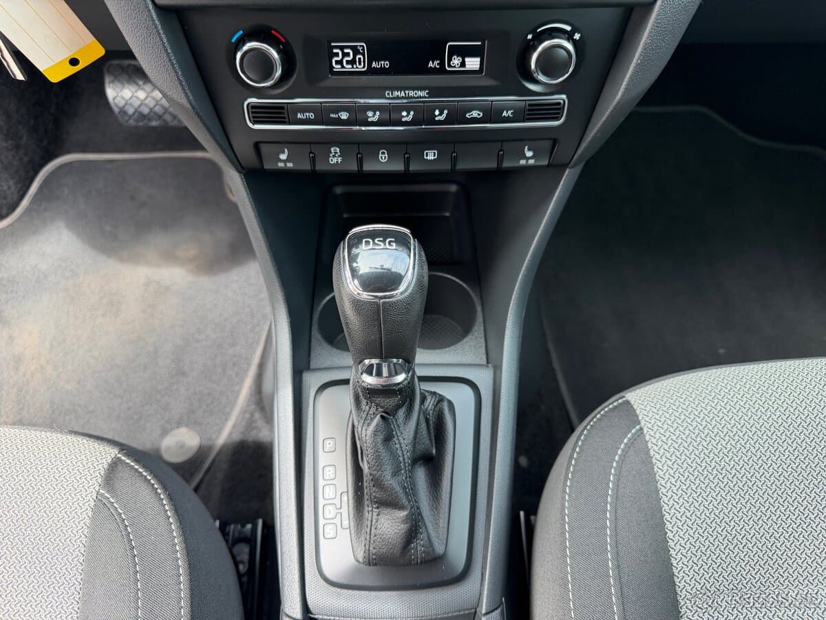 2013 Škoda RAPID - 11