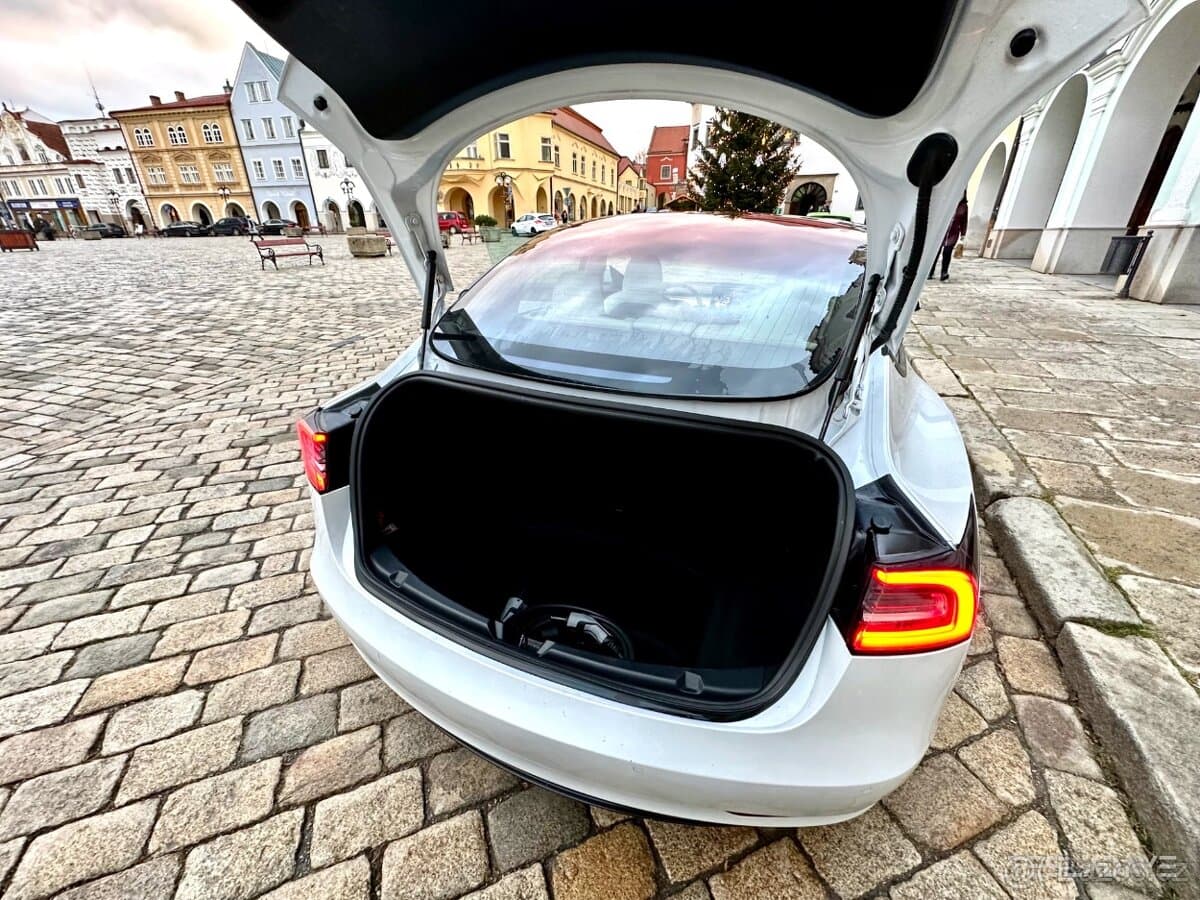 2019 Tesla MODEL 3 - 11