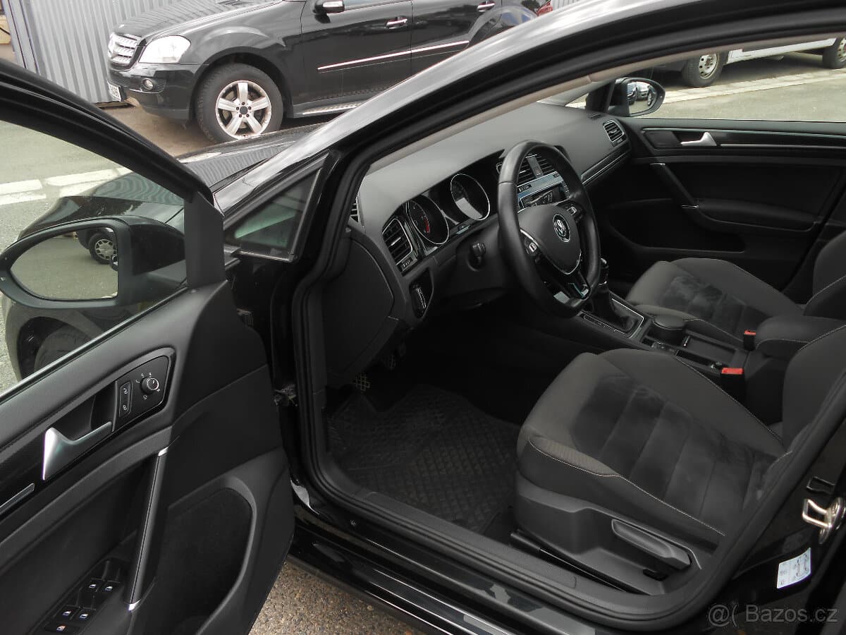 2014 Volkswagen GOLF - 11