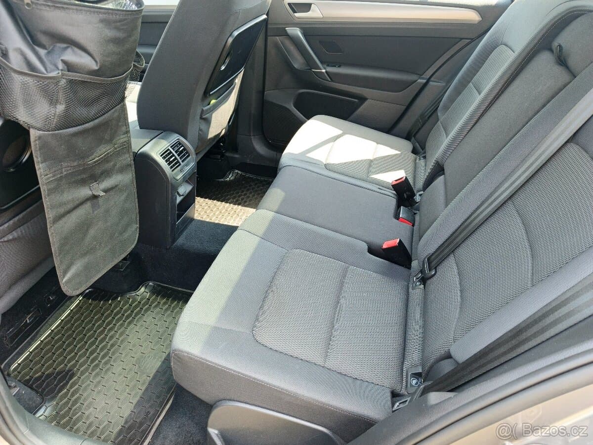 2015 Volkswagen GOLF - 11