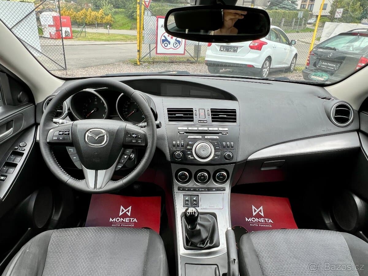 2009 Mazda 3 - 11