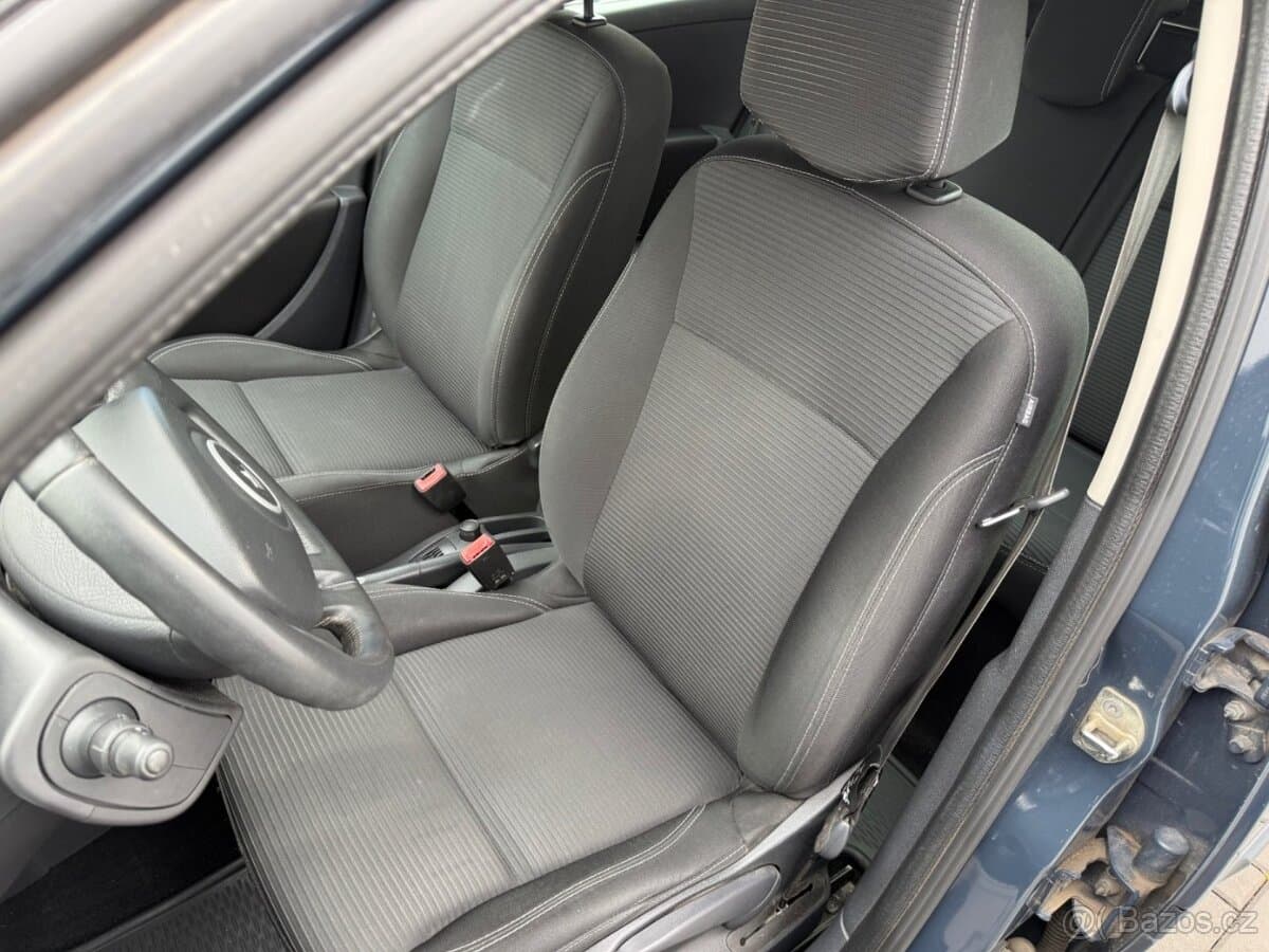 2012 Renault CLIO - 11