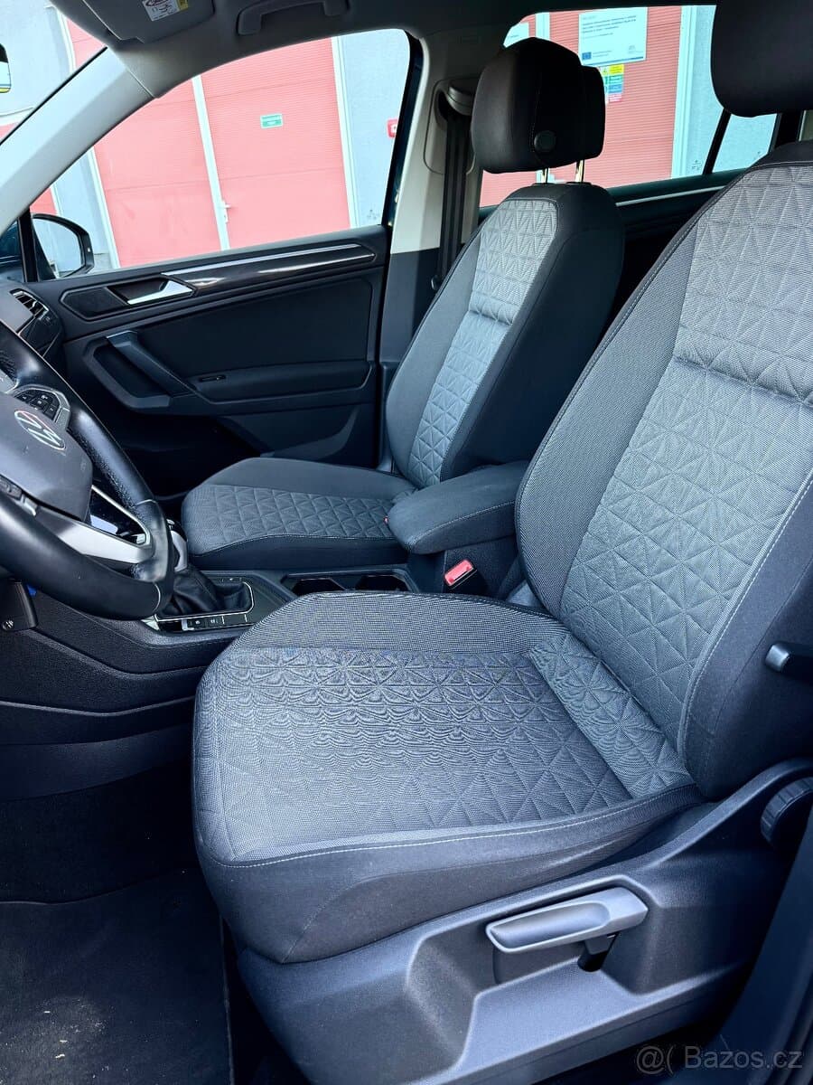 2023 Volkswagen TIGUAN - 11