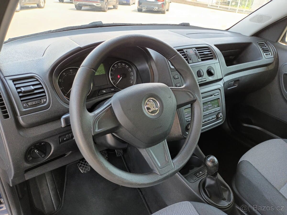 2015 Škoda ROOMSTER - 11