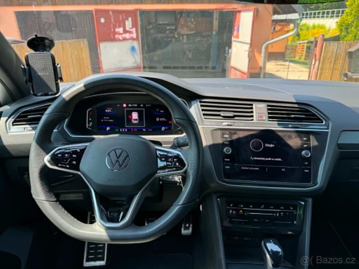 2021 Volkswagen TIGUAN - 11