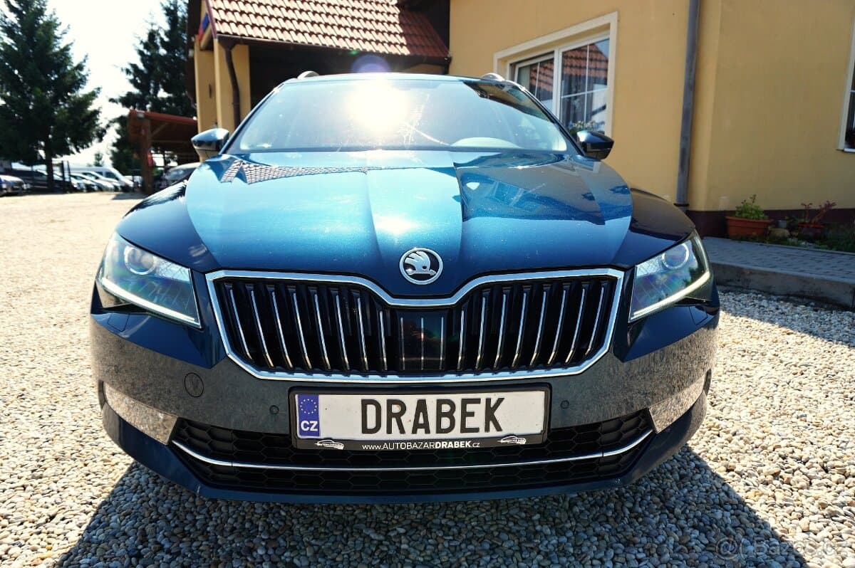 2018 Škoda SUPERB - 11