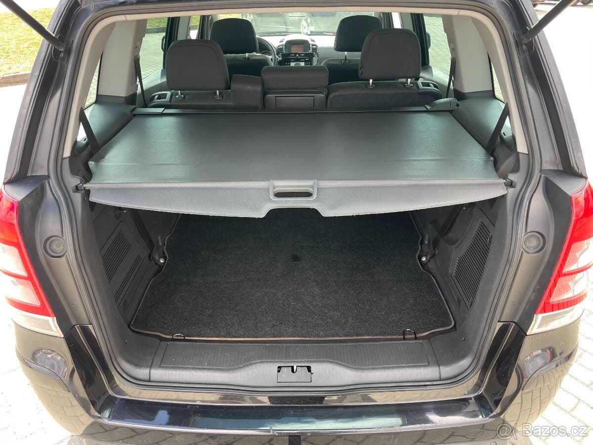 2011 Opel ZAFIRA - 11