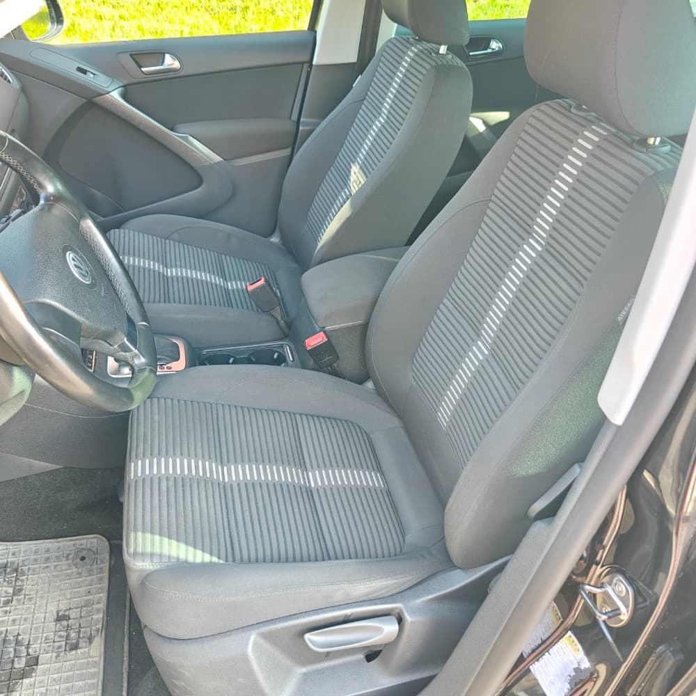 2010 Volkswagen TIGUAN - 11