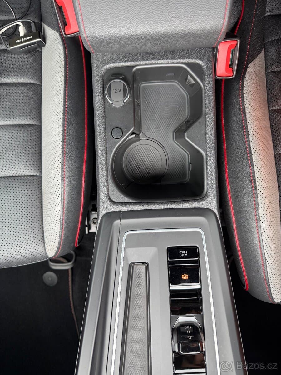 Volkswagen GOLF - 11