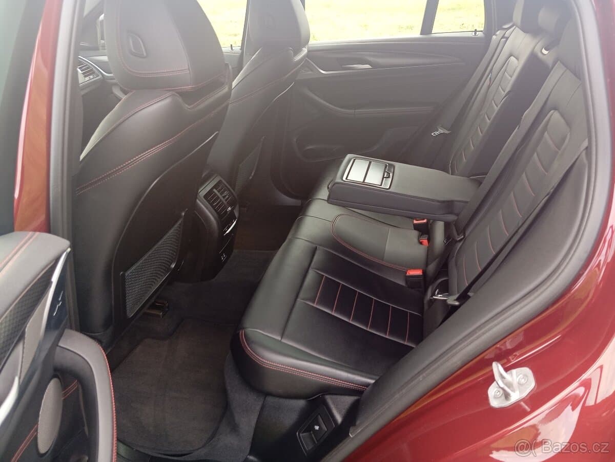 2023 BMW X4 - 11