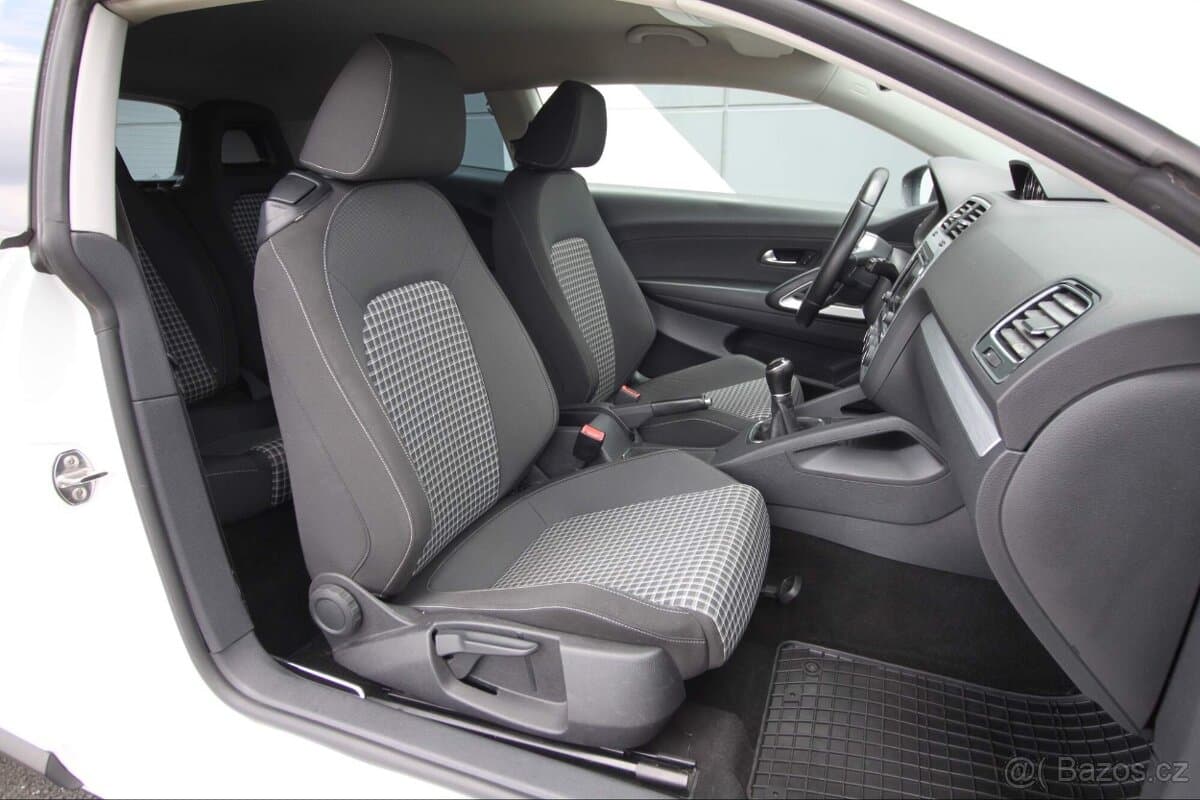2014 Volkswagen SCIROCCO - 11