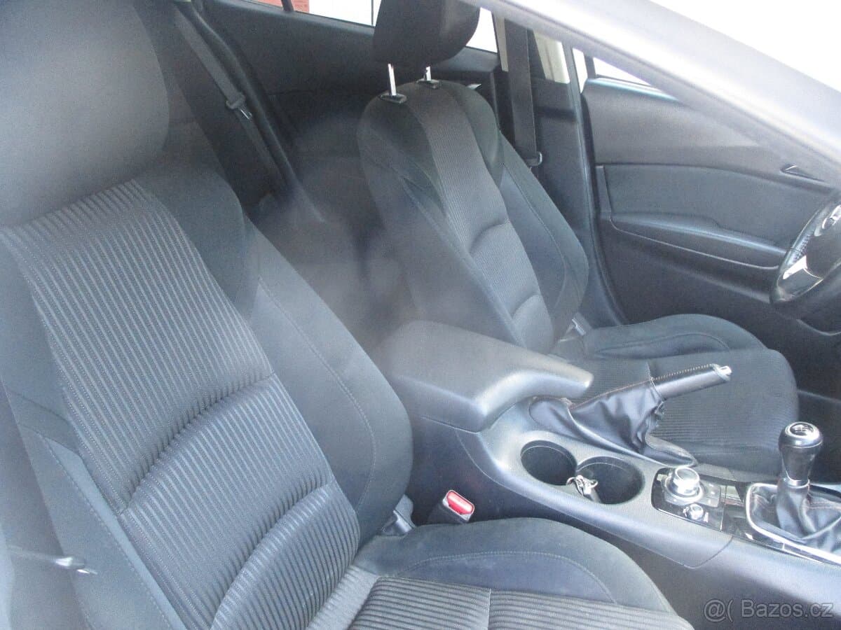 2016 Mazda 3 - 11