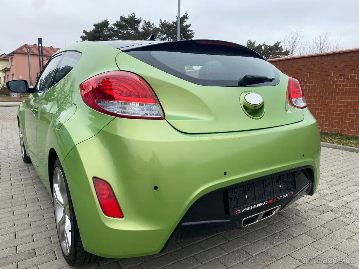 Hyundai VELOSTER - 11