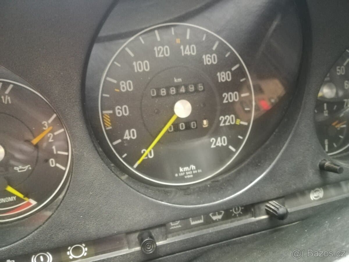 1988 Mercedes-Benz SL - 11