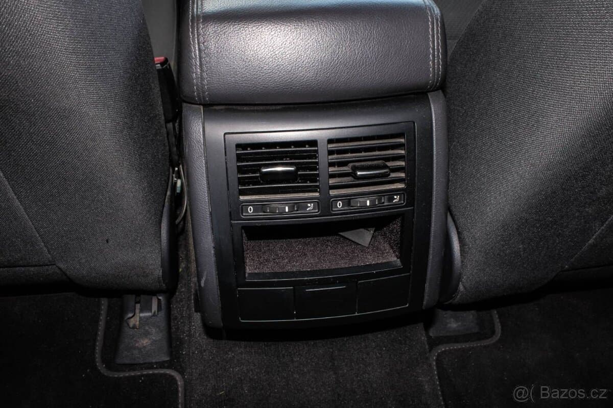 2006 Volkswagen TOUAREG - 11