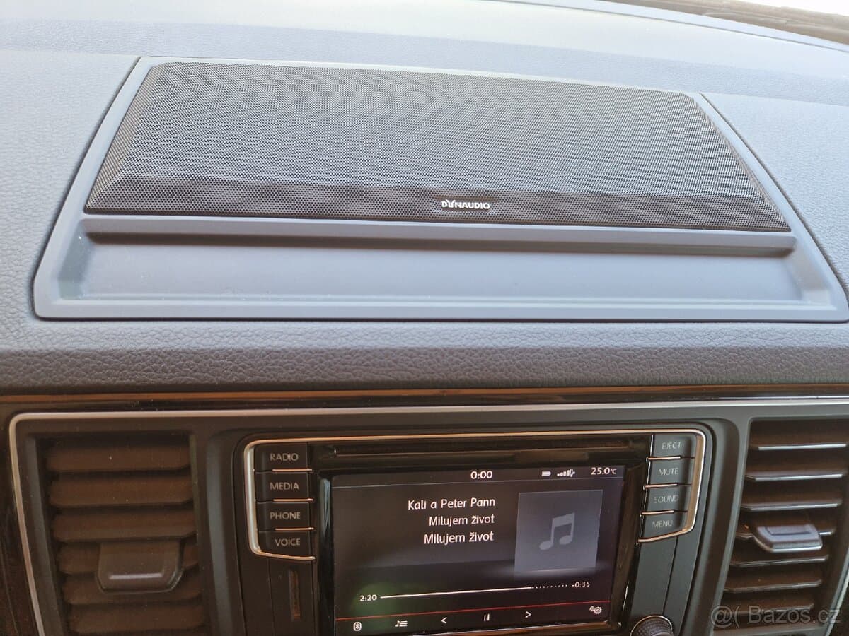 2016 Volkswagen MULTIVAN - 11