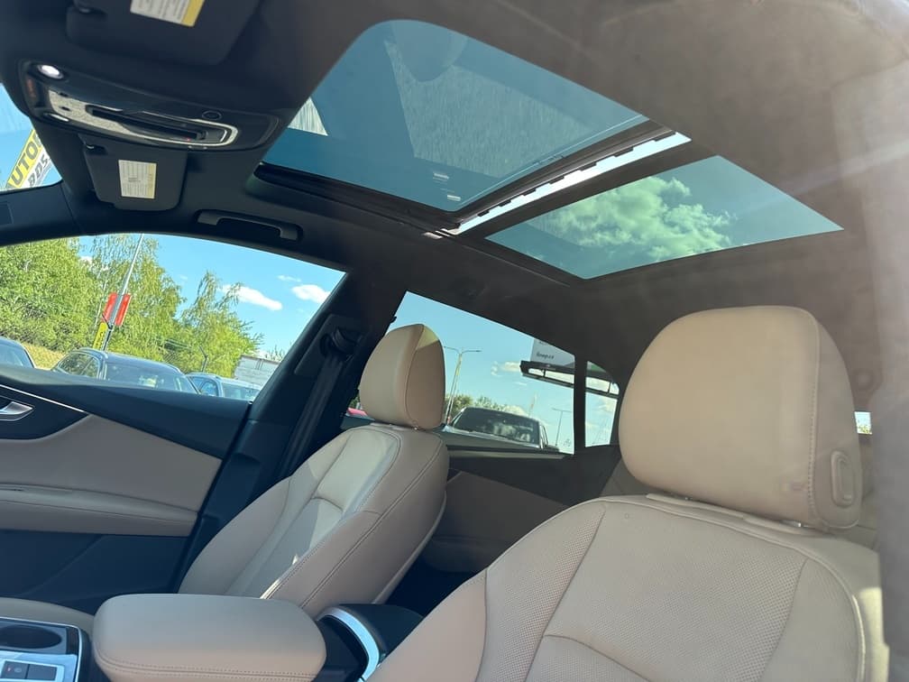 2023 Audi Q8 - 11