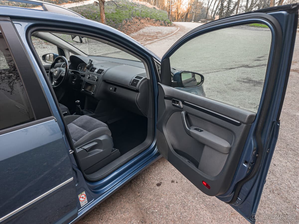 2011 Volkswagen TOURAN - 11
