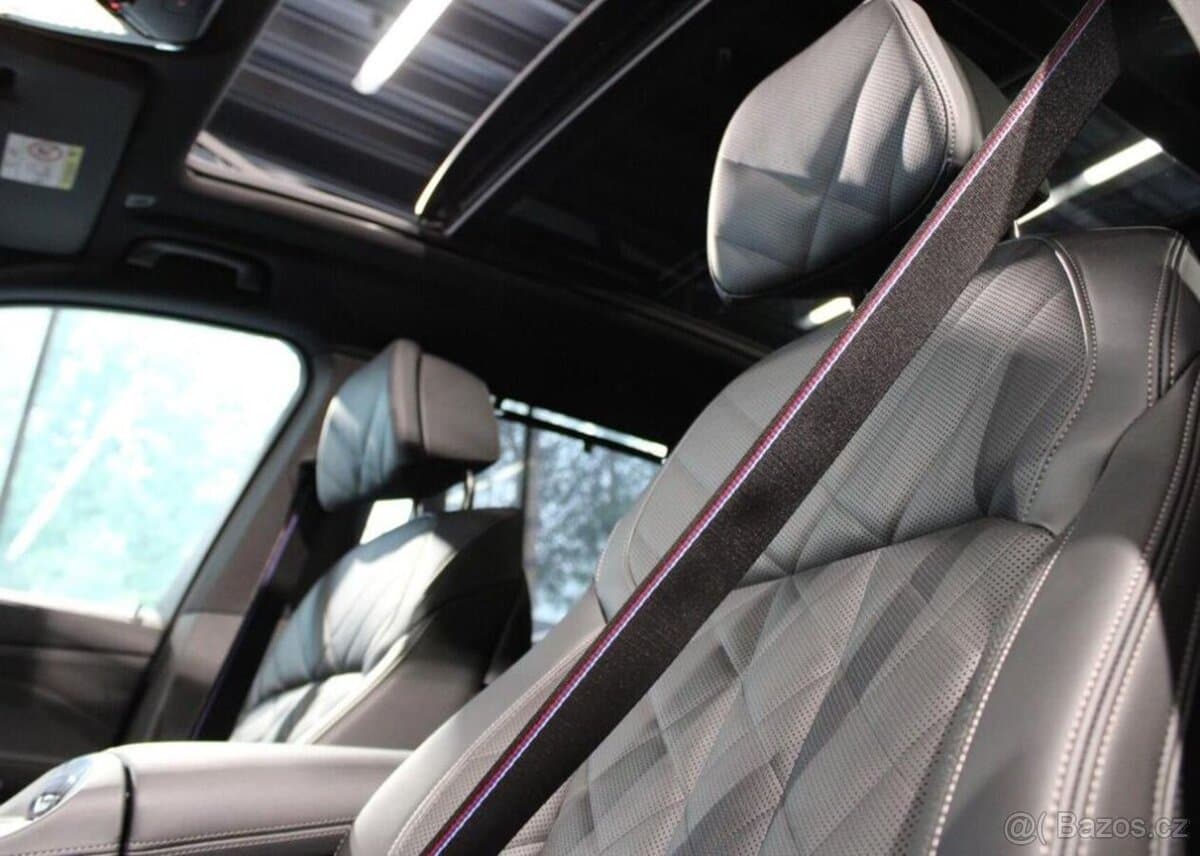 2025 BMW X5 - 11