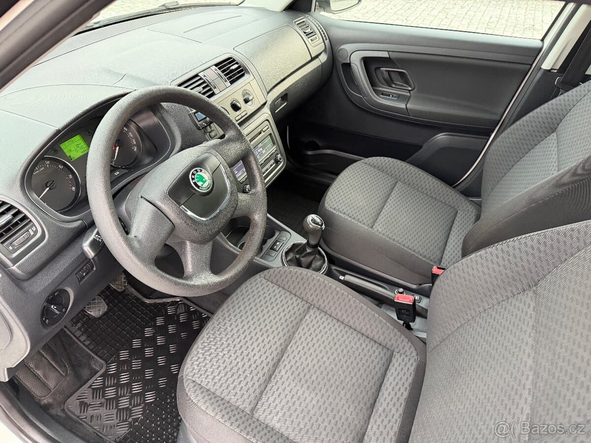 2012 Škoda FABIA - 11