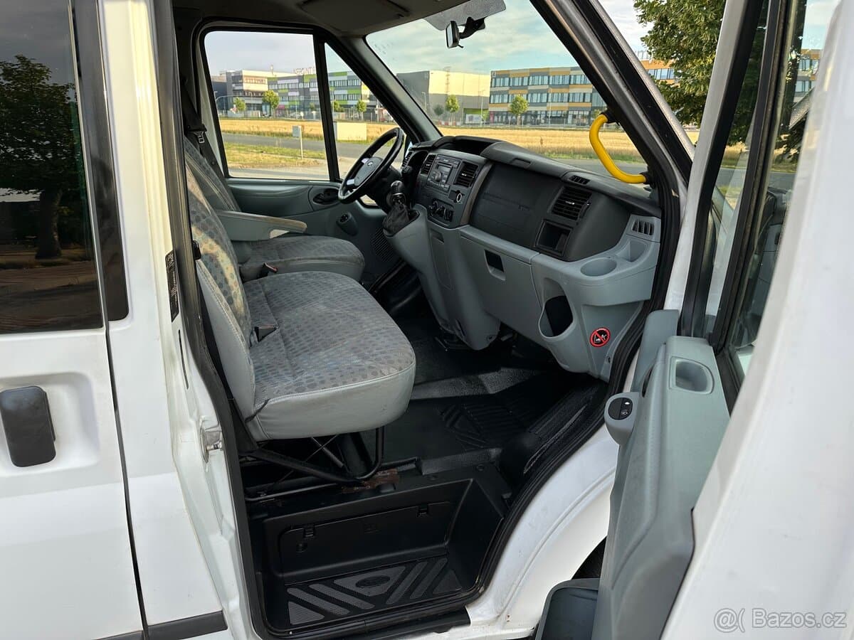 2011 Ford TRANSIT - 11