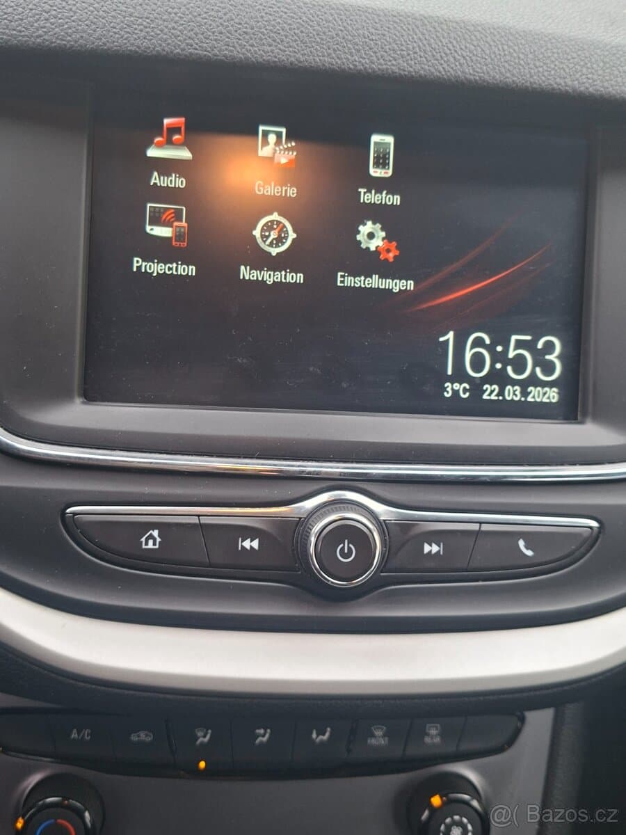 2022 Opel ASTRA - 11