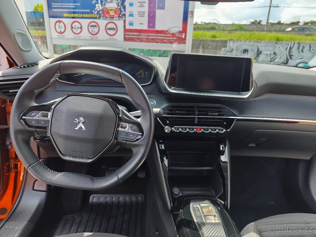 2022 Peugeot 2008 - 11