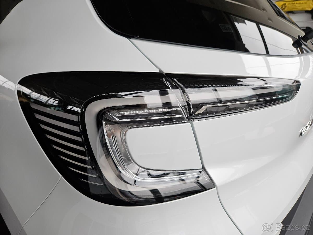 2025 Renault CAPTUR - 11