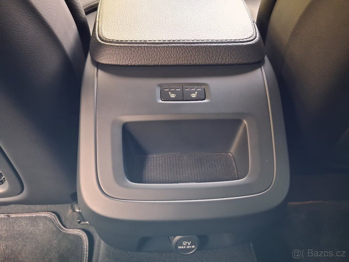 2017 Volvo V90 - 11