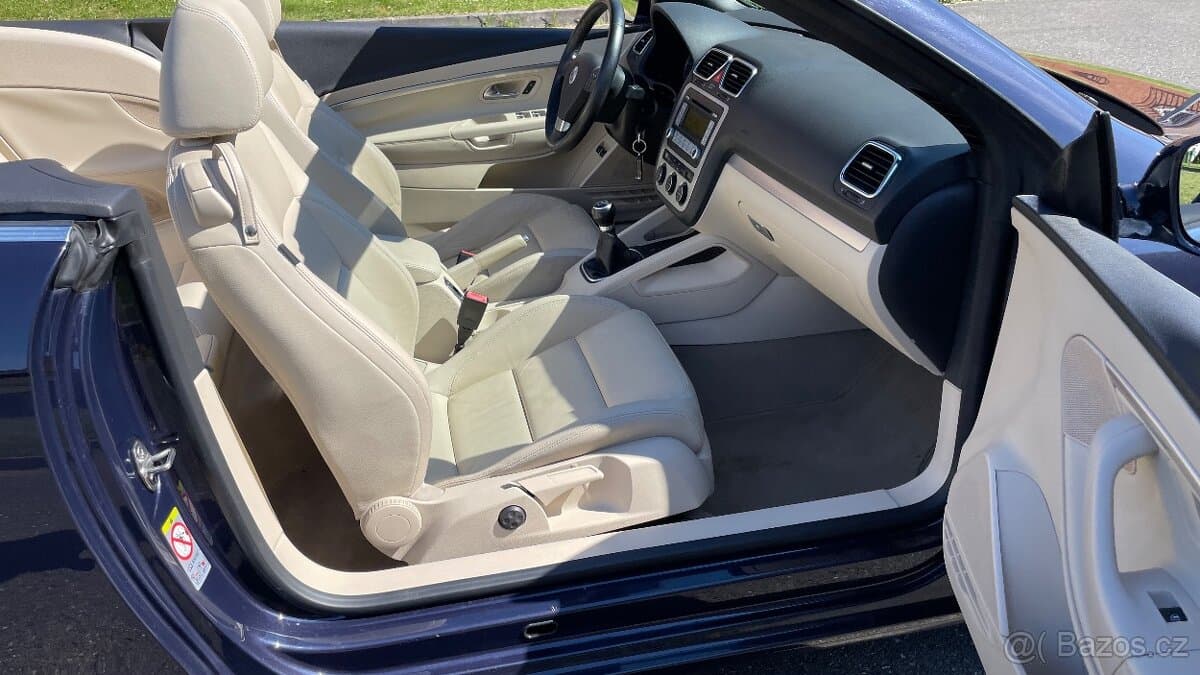 2007 Volkswagen EOS - 11