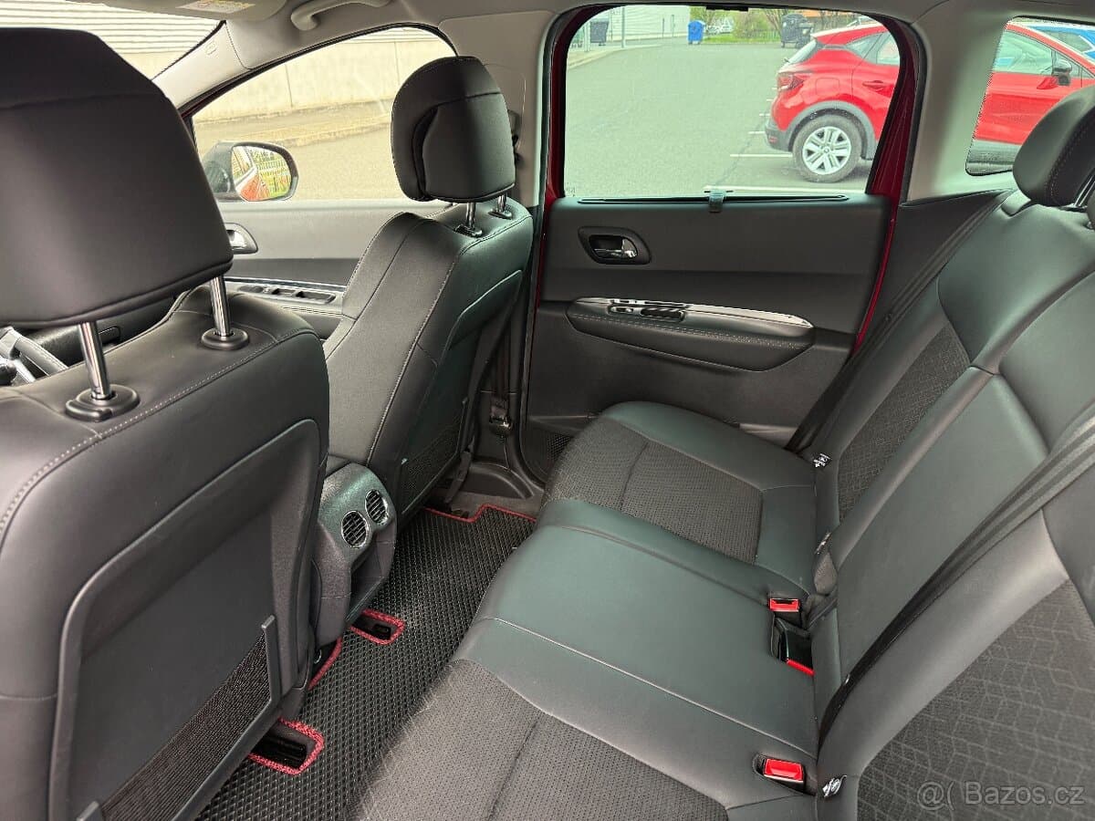 2014 Peugeot 3008 - 11