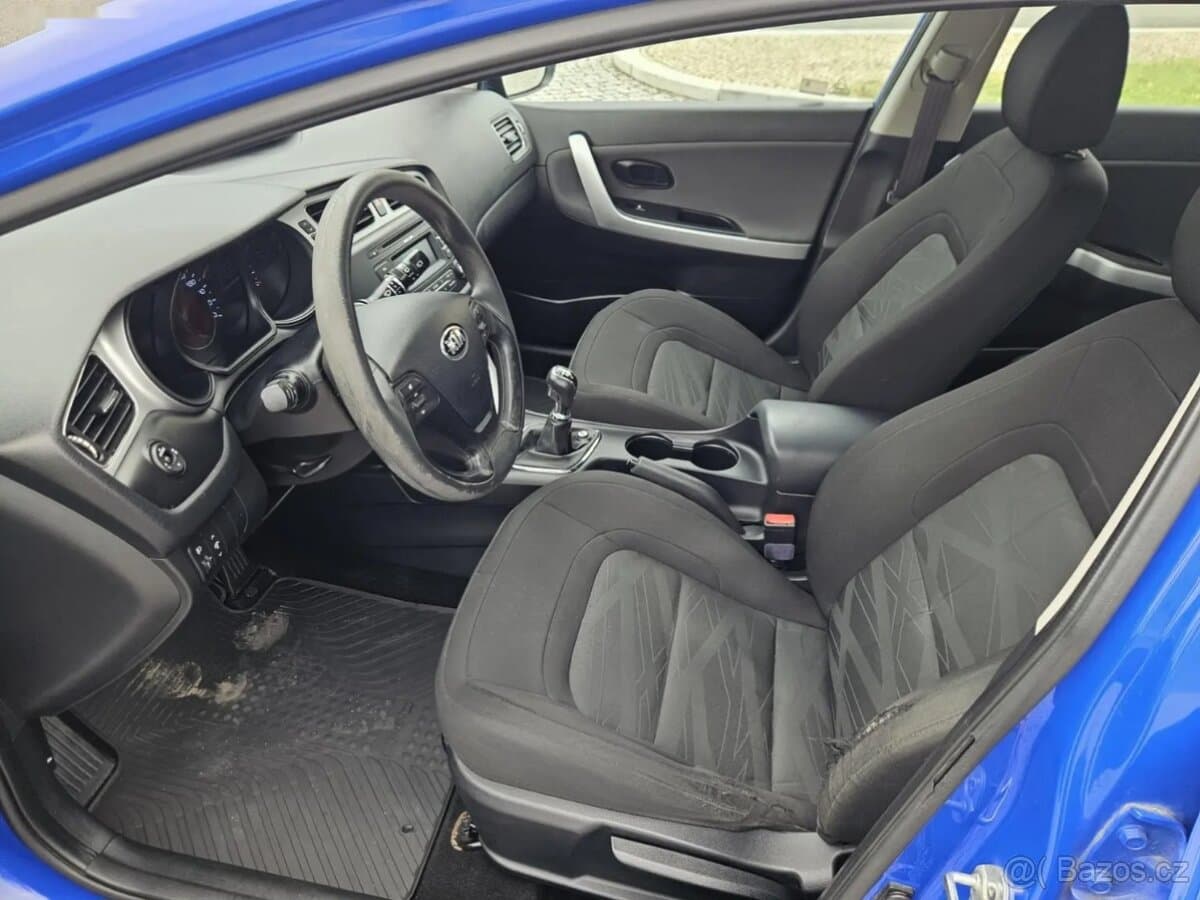2015 Kia CEE'D - 11