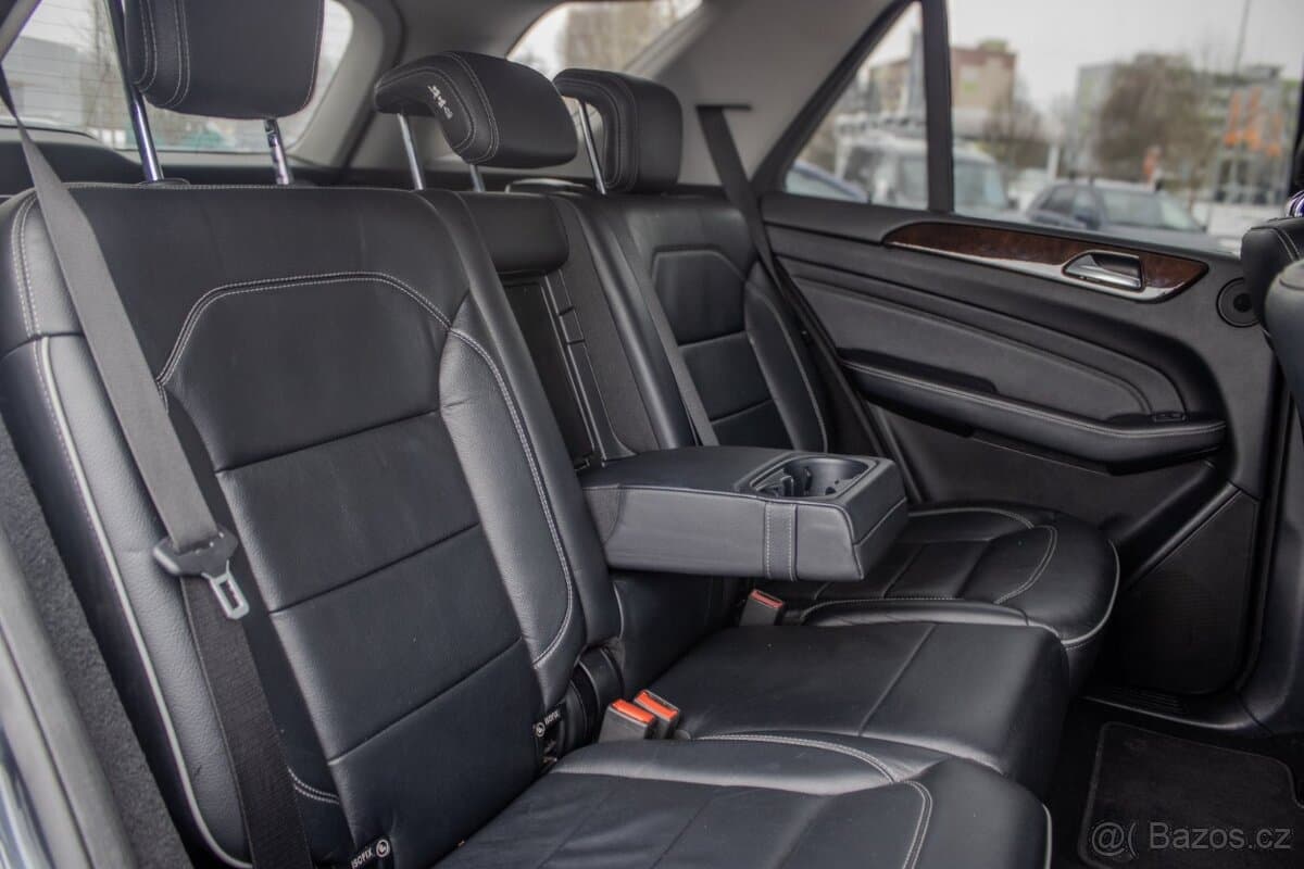Mercedes-Benz M-CLASS - 11