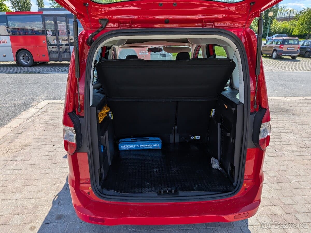 2021 Ford TOURNEO - 11