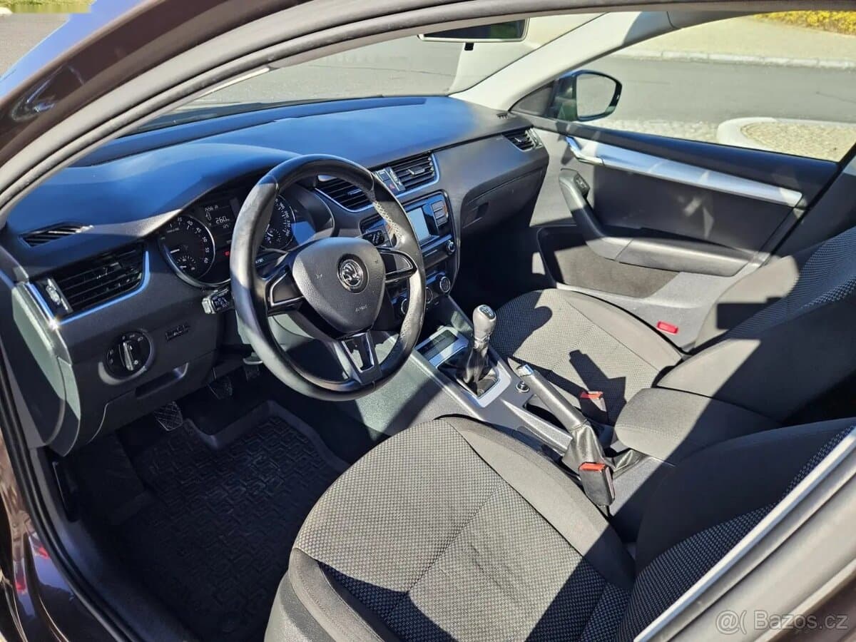 2015 Škoda OCTAVIA - 11