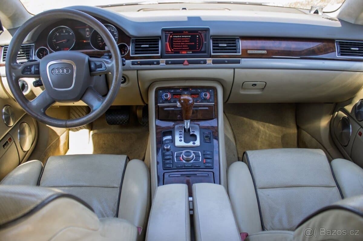 2007 Audi A8 - 11