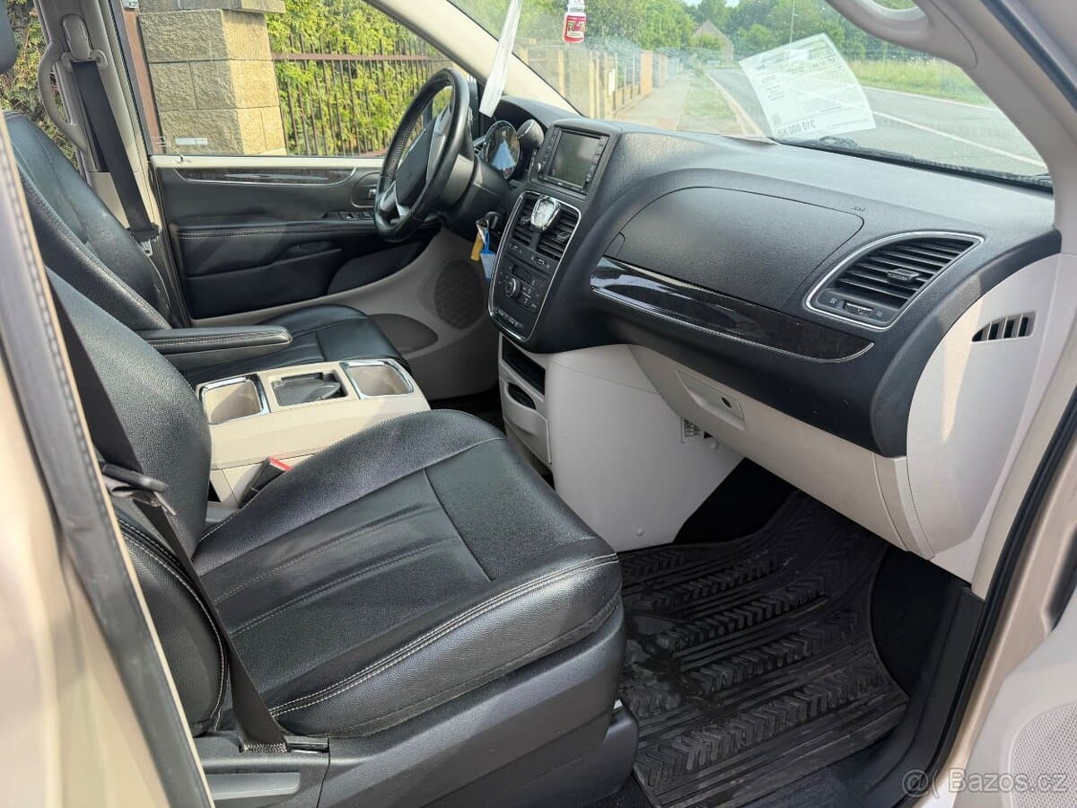 2014 Chrysler OSTATNÍ - 11