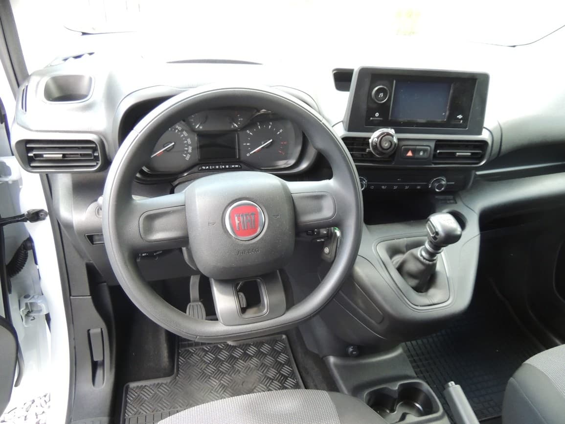 2023 Fiat DOBLO - 11